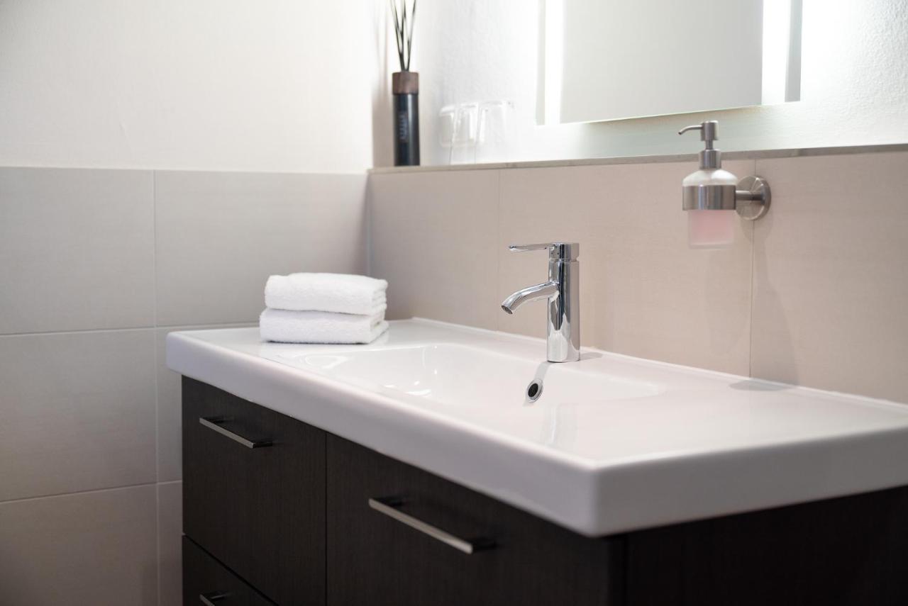 Country-Suites By Verdino Living - Apartments & Suites (Adults Only) برونلاغ المظهر الخارجي الصورة